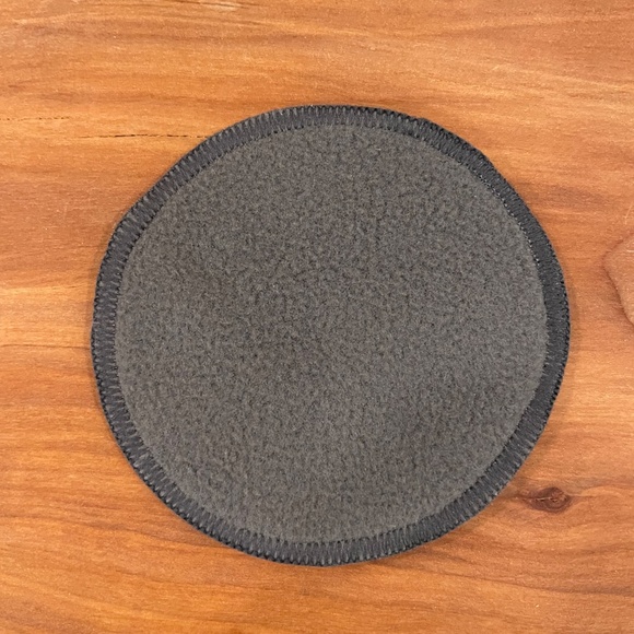 New in Box EVERGOODS 16 Reusable Bamboo Makeup Remover Rounds in Bamboo Holder - Picture 8 of 14